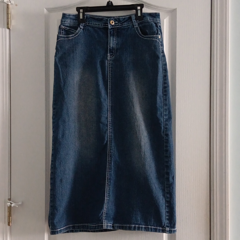 Classic Dark Blue Denim Maxi Skirt